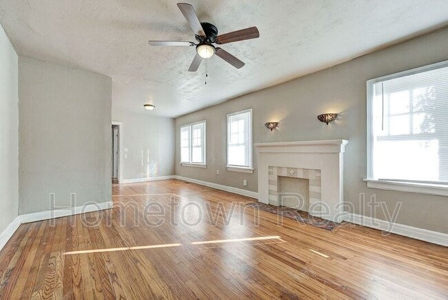 Building Photo - 2229 NW 12th St