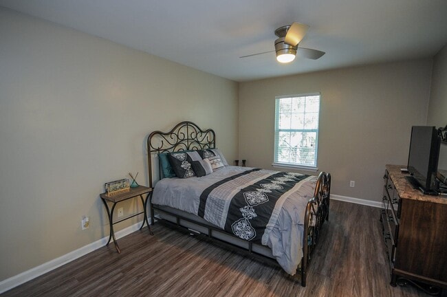 Building Photo - 4246 Augustus Oak Ct
