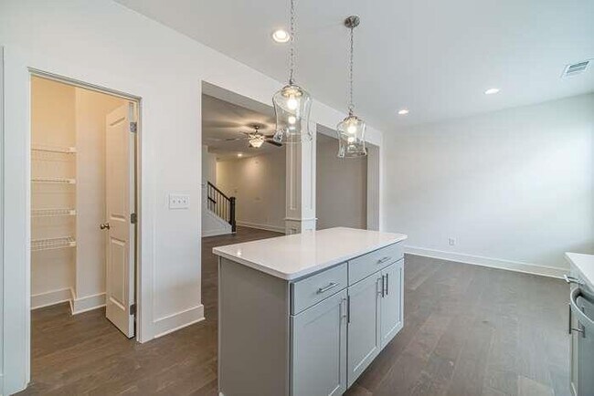 Building Photo - 56 Garrison Dr