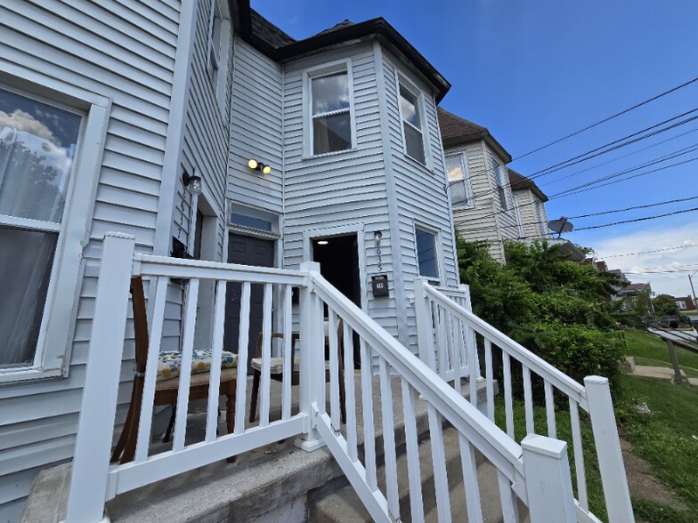 Primary Photo - 2635 Brannon Ave