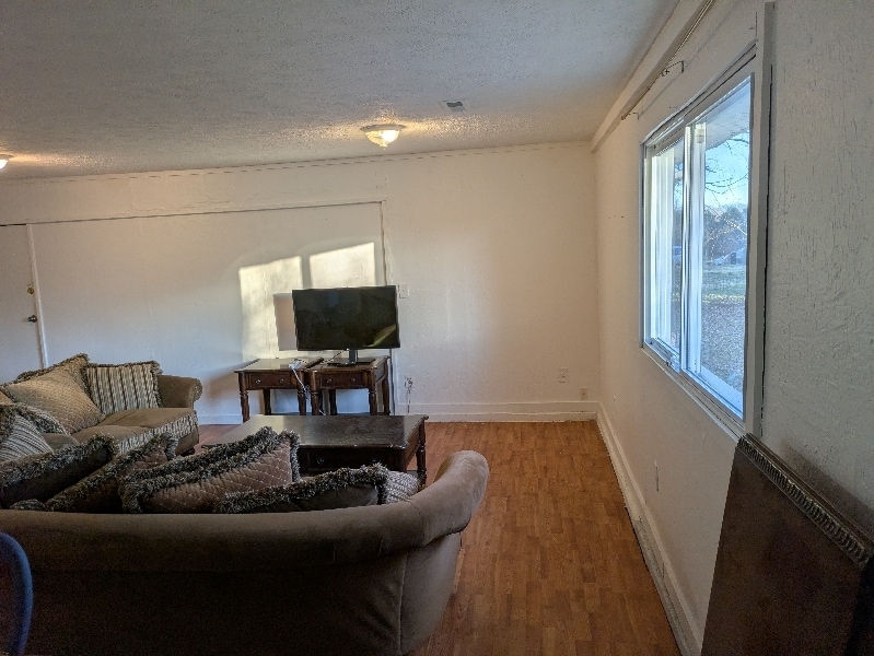 Building Photo - 217 Church St