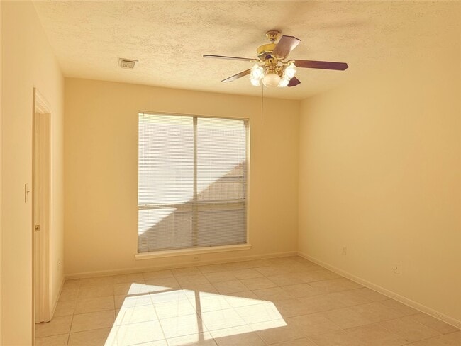 Building Photo - 4738 Stoney Point Ct