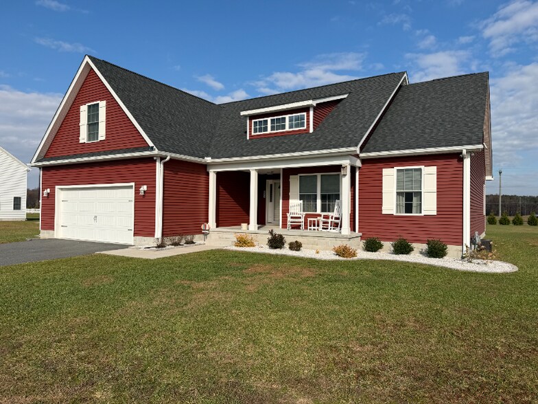 Building Photo - 22928 Deep Creek Dr