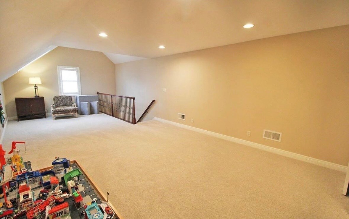 Building Photo - 1512 Victoria Green Blvd