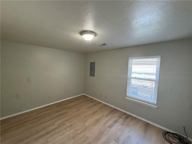 Building Photo - 20 McGee