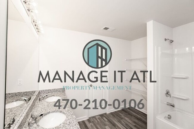 Building Photo - Beautiful 5 Bedroom house in Jefferson! Great location!