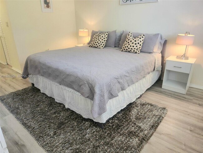 Building Photo - 7300 NW 17th St