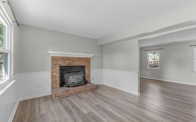 Building Photo - 4957 Aquarius Ct