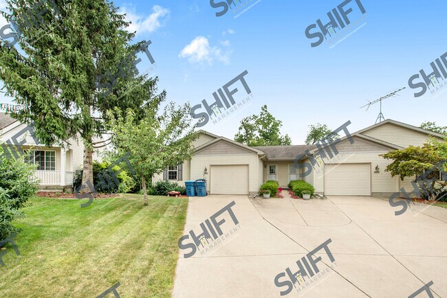 Building Photo - 2688 Walnut Hills Ct - 3 bedroom Kentwood ...
