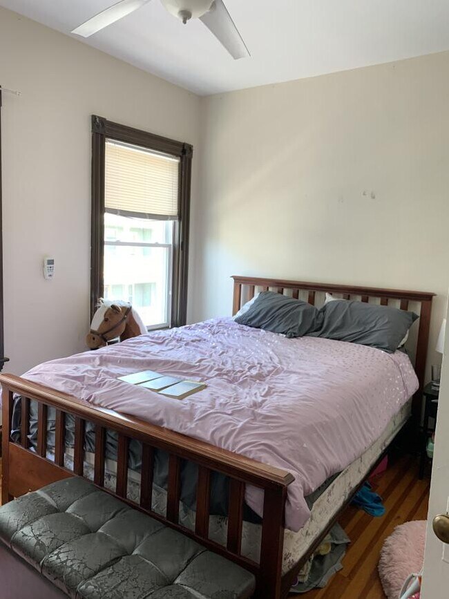 Building Photo - 4.0 bedroom in Somerville Massachusetts 02143