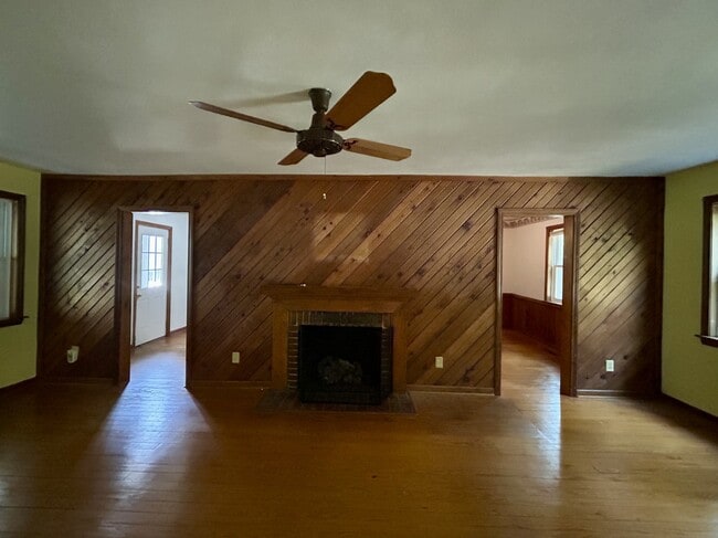 Building Photo - 6508 Atlantic Ave