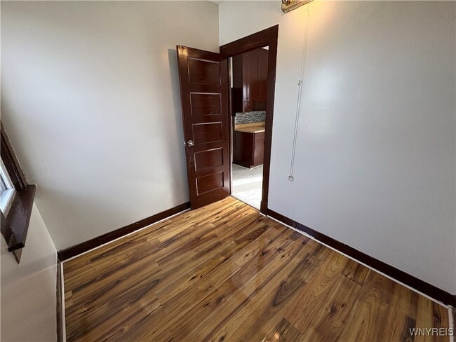 Building Photo - 143 Reo Ave