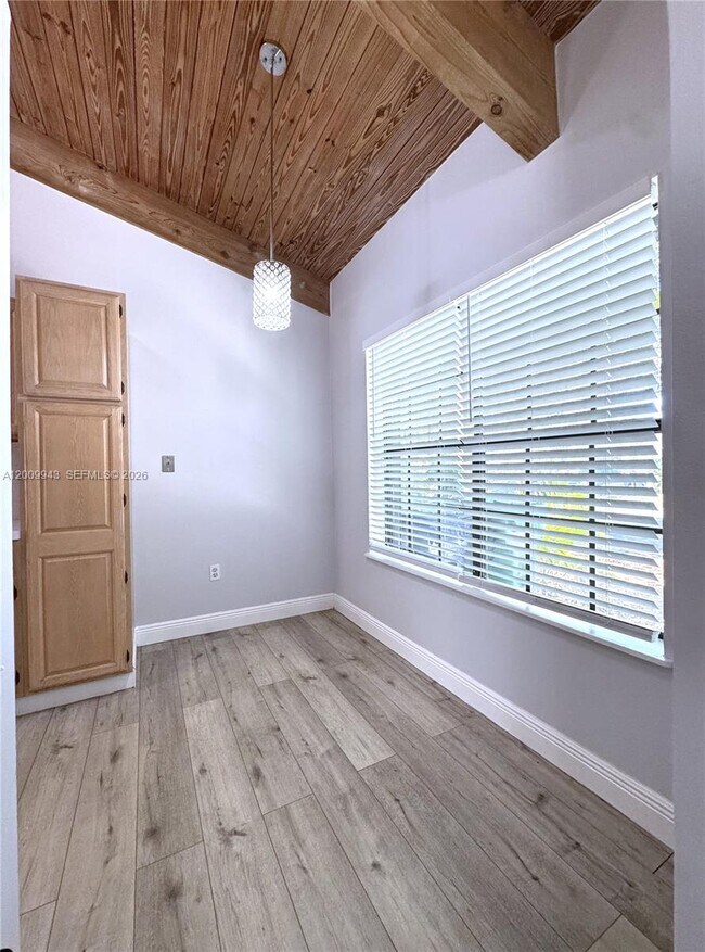 Building Photo - 13640 SW 102nd Ln