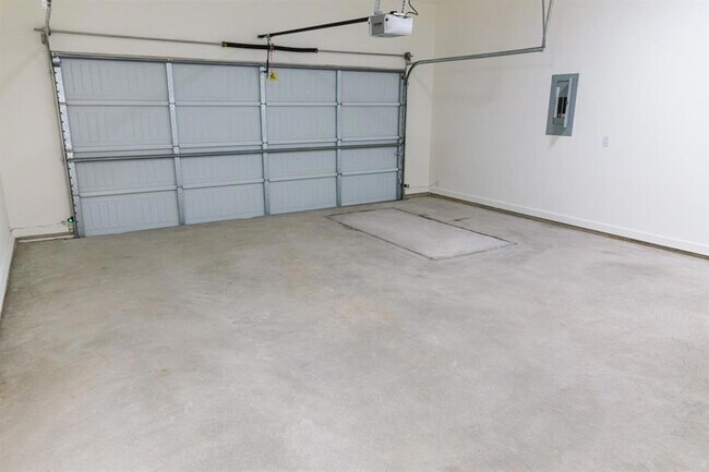 Building Photo - 509 Beechwood Way