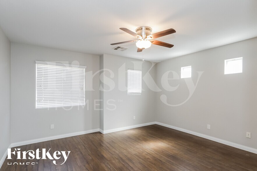 Building Photo - 6920 Dancing Cloud Ave