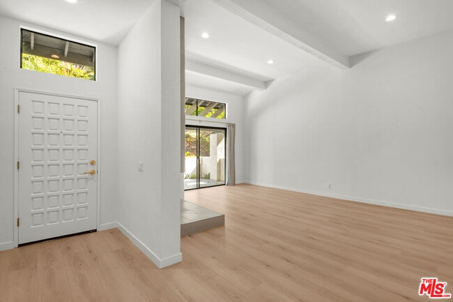 Building Photo - 1566 Michael Ln