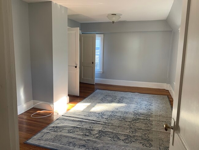 Building Photo - 64 Cedar St