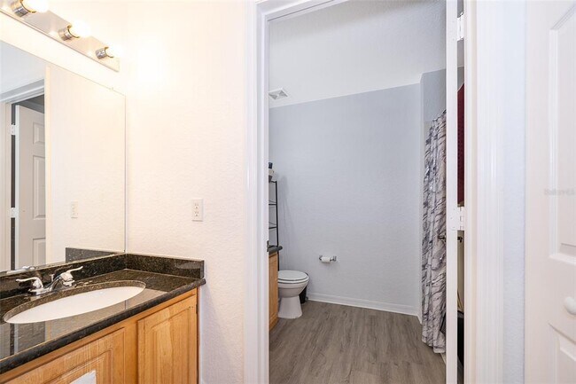 Building Photo - 4011 Venetian Bay Dr