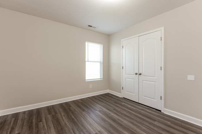 Building Photo - 772 Charleston Dr