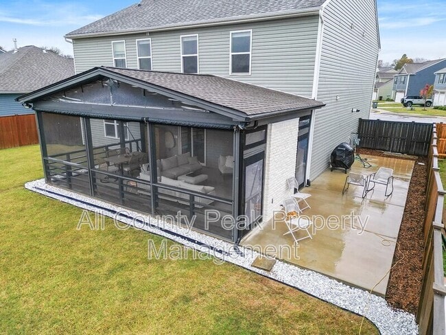 Building Photo - 6127 Prickly Lp