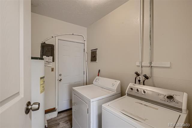 Building Photo - 1638 Willodene Dr