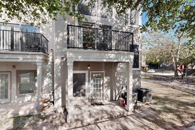 Building Photo - 11203 Ranch to Market Rd 2222