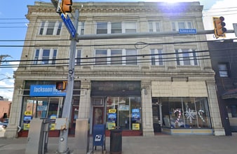 Building Photo - 401 Lincoln