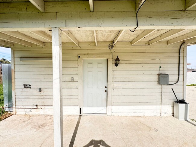 Building Photo - Cozy Home For Rent - SPECIAL OF THE MONTH! $500 OFF FIRST MONTH RENT