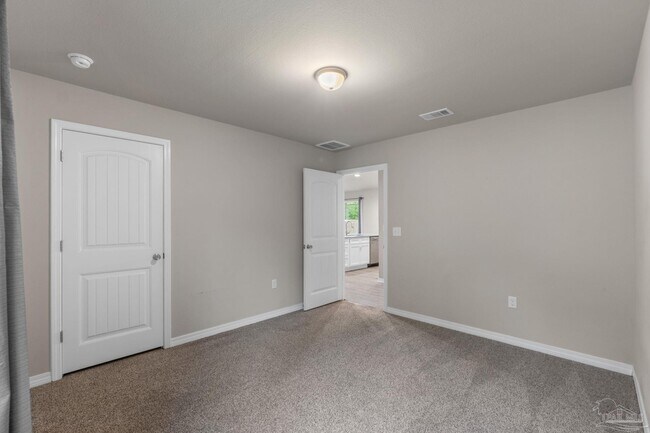 Building Photo - 3210 Electra Dr