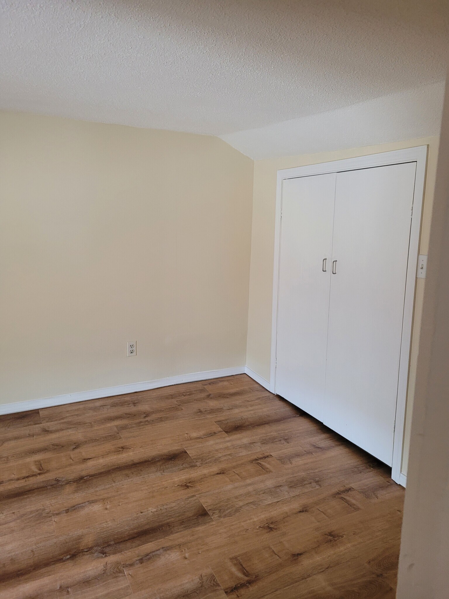 Second floor bedroom - 6963 NY-38