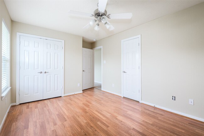 Building Photo - 26114 Sandersgate Ln