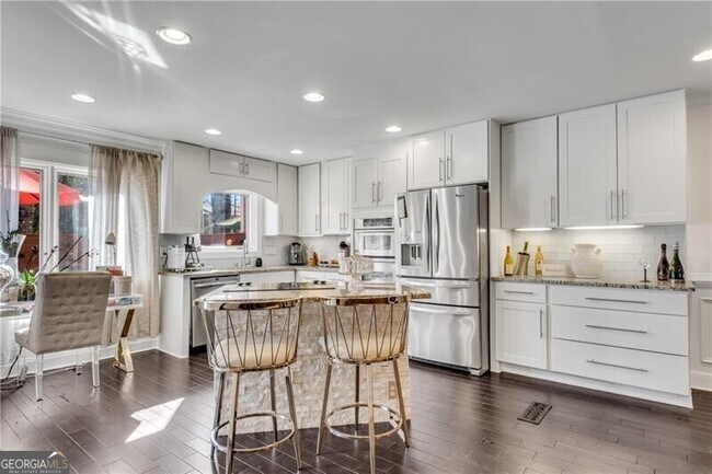 Building Photo - 54 Basswood Cir NE