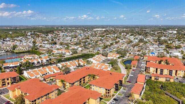Building Photo - 4323 Bayside Village Dr