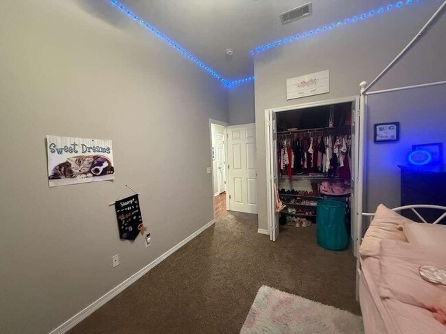 Building Photo - 4216 Shadow Ln