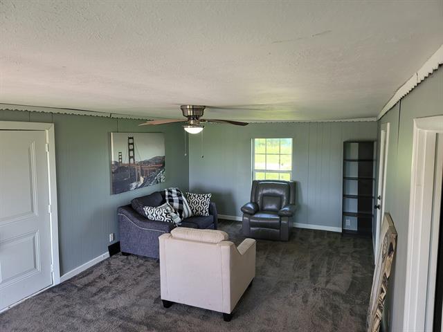 Building Photo - 5904 Lee St