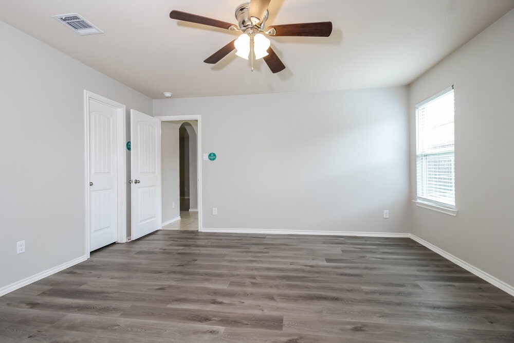 Building Photo - 1402 Copper St