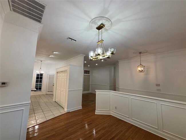 Building Photo - 5520 NW 80 Ave