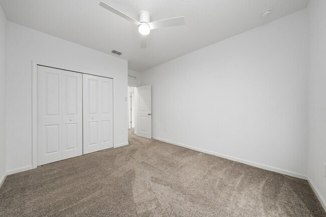 Building Photo - 3295 Laurent Lp