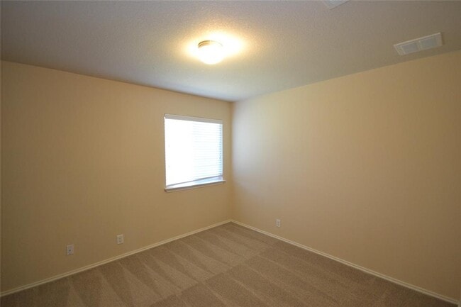 Building Photo - 409 Riverine Way