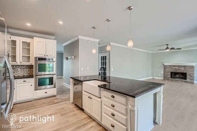 Building Photo - 4 br, 3 bath House - 5390 Overbend Trl UNIT