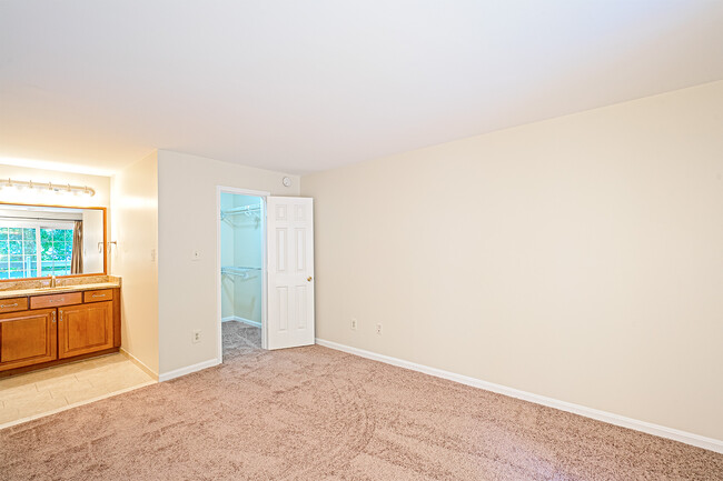 Building Photo - 11701 Karbon Hill Ct