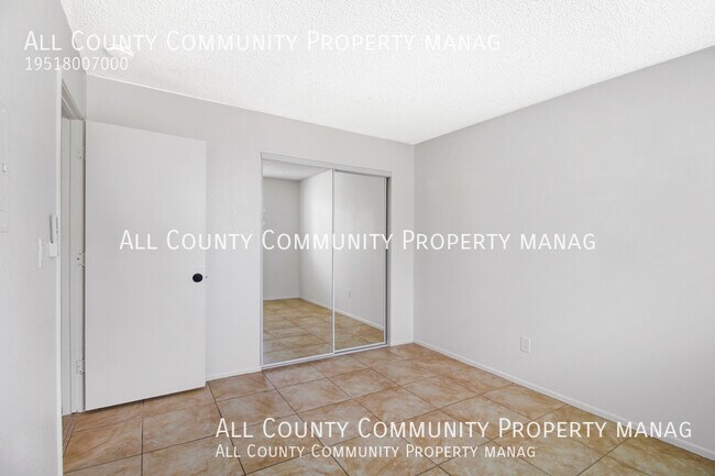 Building Photo - 73596 Desert Trail Dr