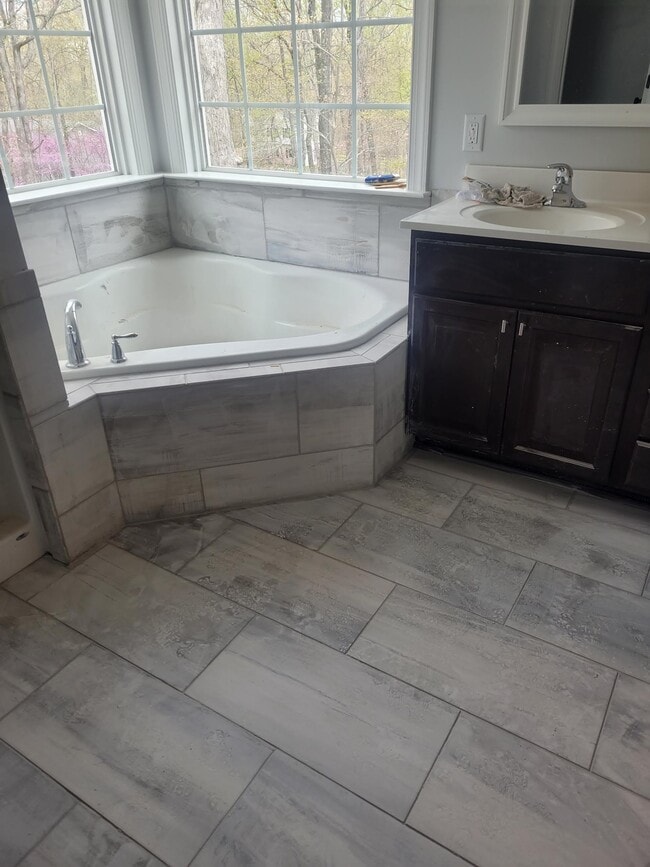 Building Photo - 145 Graywolf Trail