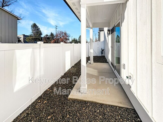 Building Photo - 2312 N 35th St