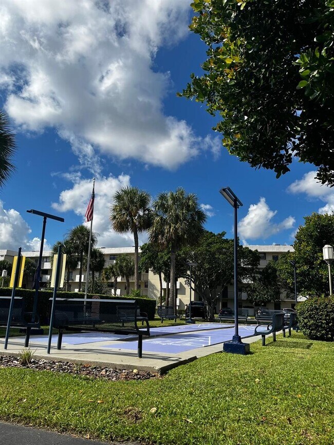 Building Photo - 2430 DC Country Club Boulevard