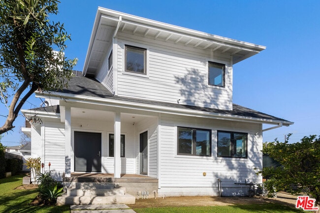 Building Photo - 4525 Melbourne Ave