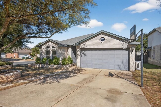 Building Photo - 1201 Dillon Lake Bend