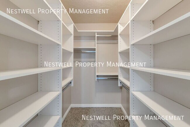 Building Photo - 353 Redberry Rd