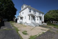 Building Photo - 23 Saxon St