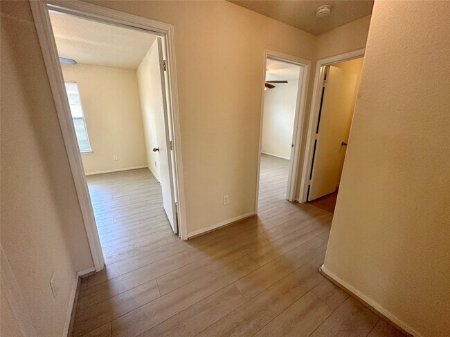 Building Photo - 2738 Mustang Hill Ln